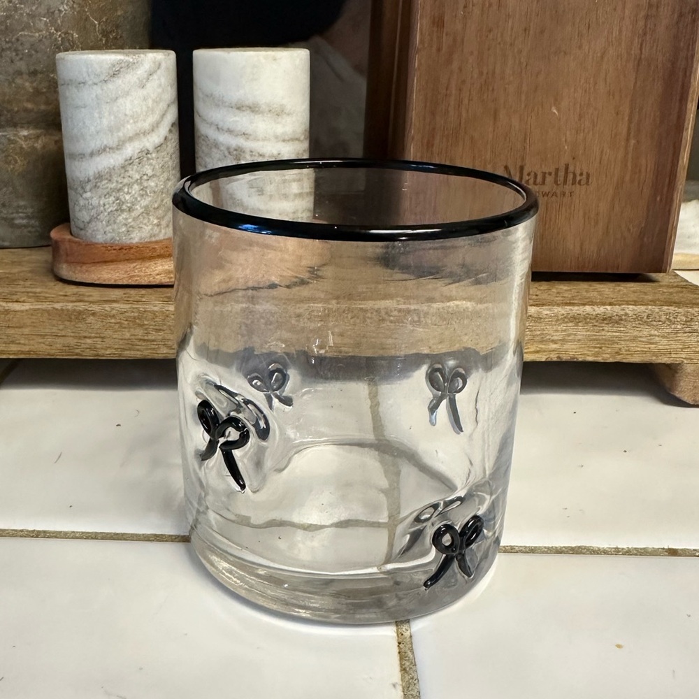 Black Bow Juice Icon Glass NWOT